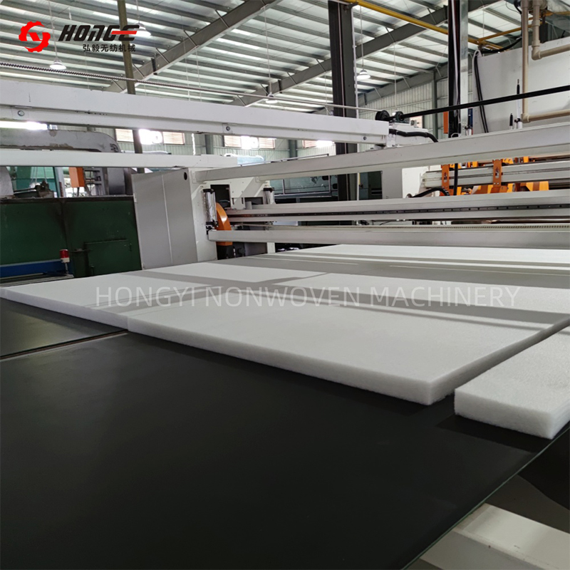 Dây chuyền sản xuất tấm lót nhiệt HYL